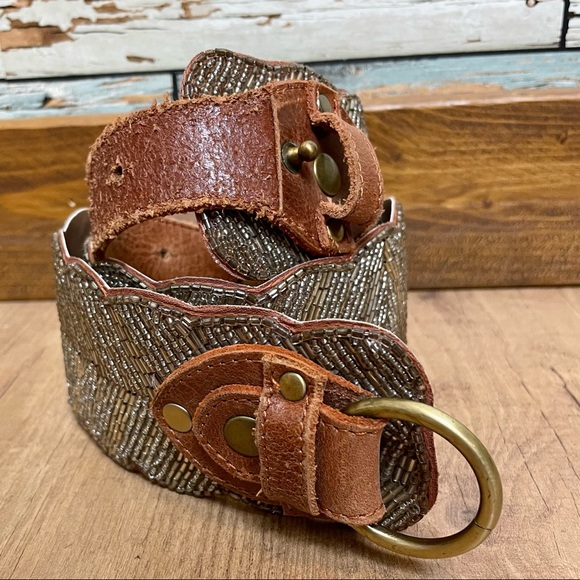 Women’s Wide Boho Sequin Glass Beaded Leather Fashion Belt Size Small S 31 - Picture 10 of 10